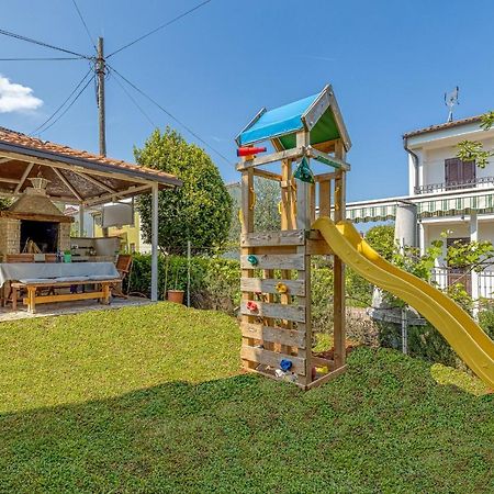 Apartments Hrestak Porec Ngoại thất bức ảnh